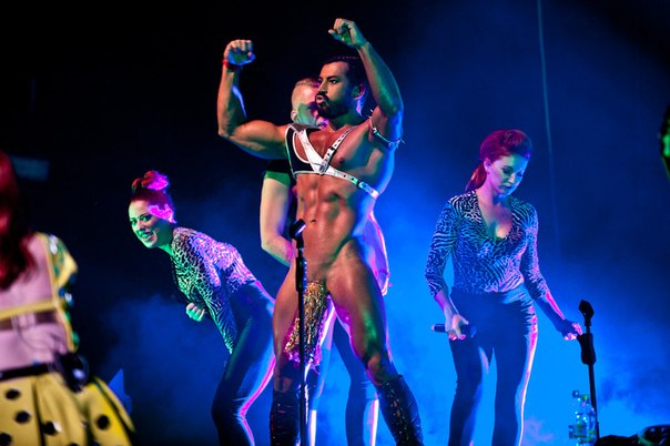 Pavel with the Scissor Sisters